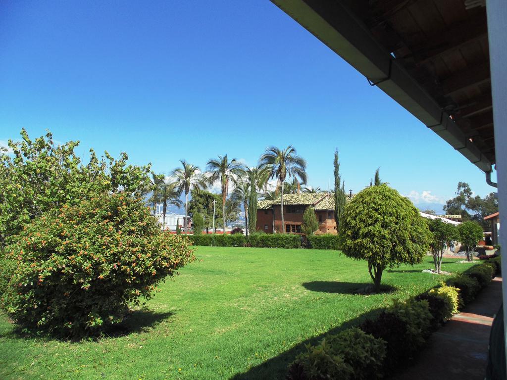 Puembo Hosteria Rosa Blanca מראה חיצוני תמונה